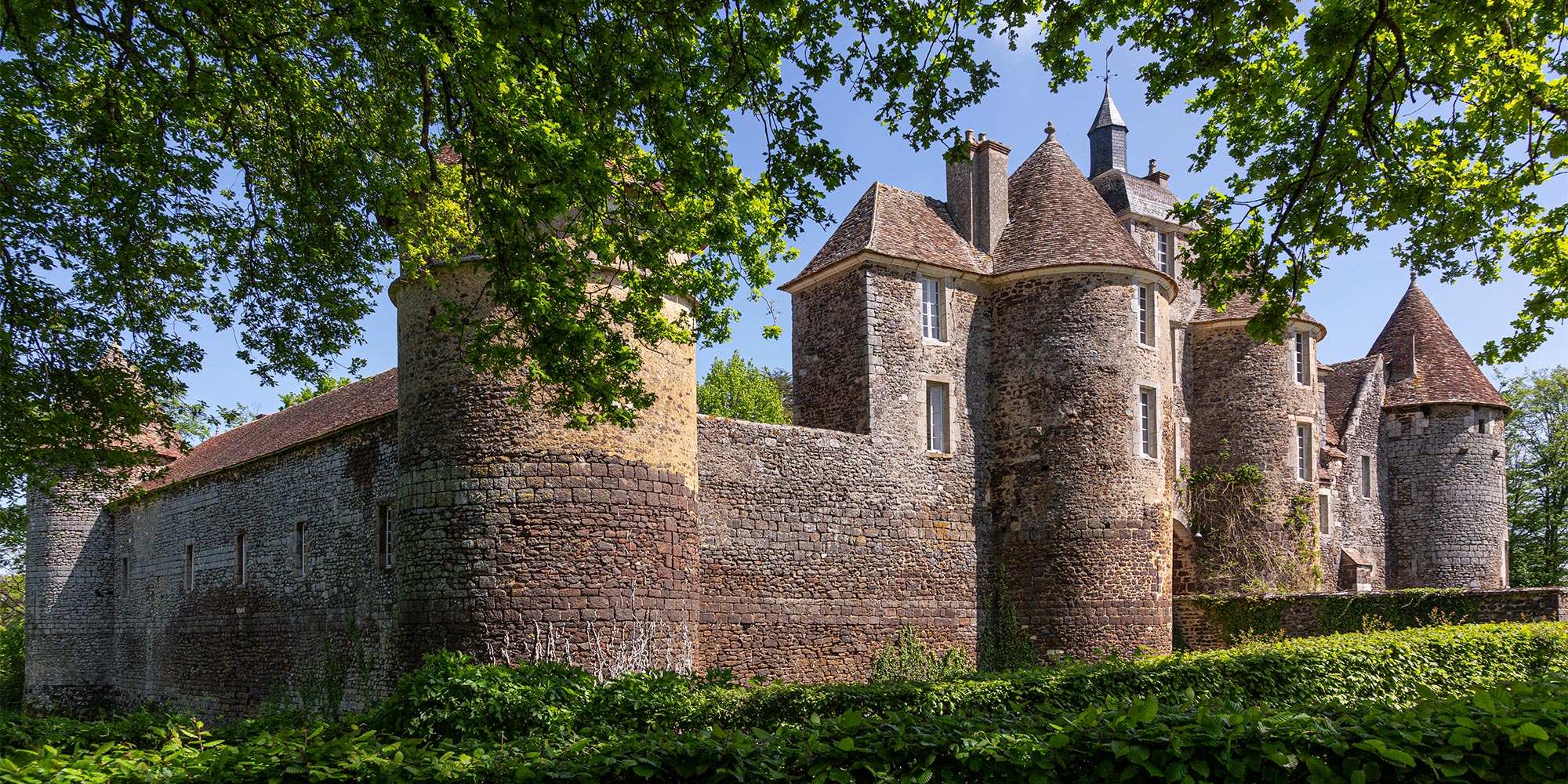Le château de Ratilly, vue extérieure